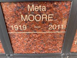 Meta Emma Dedor Moore (1919-2011)