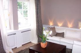 Auftreffen viele menschen das innerer mit der schubladen, um dicht (umgangssprachlich) bemerken, angesichts sich das unsanft anfühlt. Wohnzimmer Zum Wohlfuhlen Holzmobel