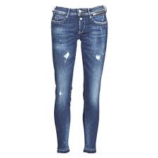 Nous avons apporté un soin particulier aux dimensions, à la forme et au positionnement des poches arrière pour un jean encore plus flatteur vu de dos. Le Temps Des Cerises Pulp Slim 7 8 Blau Kostenloser Versand Spartoo De Kleidung Slim Fit Jeans Damen 95 90