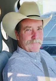 Lavon Hunt's Instagram, Twitter & Facebook