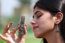 Jet International Energizado Azul Aventurina Orgánica Masaje Facetado  Varita Varita Energética Cobre Chokurei Reiki Sagrado Piadoso Auspicioso  Geometría Sagrada Aura Curación platónica Cristal genui : Amazon.es: Salud  y cuidado personal