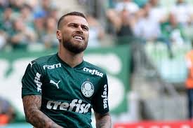 Lucas lima foi filmado em balada clandestina (imagem: Os Maiores Salarios Do Elenco Do Palmeiras
