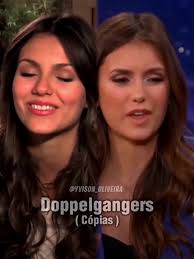 Doppelgangers #doppelgänger #copias #victoriajustice #ninadobrev #amyadams  #islafisher #evolutionchallenge #sosias #zoeydeutch #jeffreydeanmorgan  #natalieportman #keiraknightley #henrycavill ...