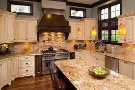 Rustic, traditional, mosaic, subway, 2x2, 2x4, 3x6 or 4x4. 75 Beautiful Kitchen With Travertine Backsplash Pictures Ideas March 2021 Houzz