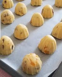 hayirli geceler bu tarifim cok guzel cok begeniliyor kaydetmeyi unutmayin derim kayisili uzumlu kurabiye food food and drink hamburger bun