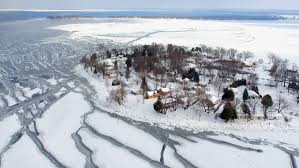 Captain chris bartsch looks forward to giving you. Thin Ice And Open Waters On Green Bay In Door Co Wluk