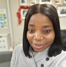 How to put salt and pepper in shakers?