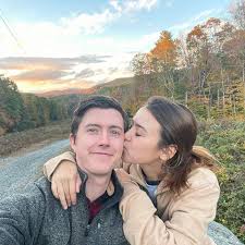 Lainey Davidson and Cameron Bye's Wedding Website