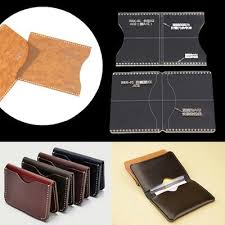 Pdf pattern for the leather satchel shown in the picture model: Vu Gbrkdnkjbhm