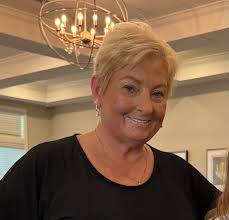 Memories of Chattanooga's iconic sign and Uncle Doug's truck stop