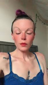 Jolene Collins's Instagram, Twitter & Facebook