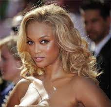 Dark Golden Blonde Tyra Totally Rocked This Shade Dark Skin Blonde Hair Light Hair Hair Highlights