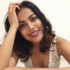 Neha Jain's Instagram, Twitter & Facebook