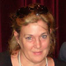 Donna Betancourt's Instagram, Twitter & Facebook