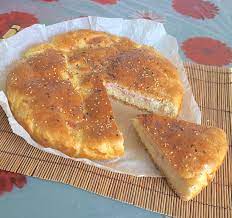 In una padella a parte, rosolare la pancetta con un filo d'olio, quindi aggiungere il. Torta Rustica A Impasto Molle Una Pigra In Cucina