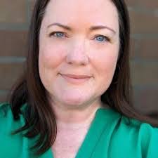 Amy Stelly's Instagram, Twitter & Facebook