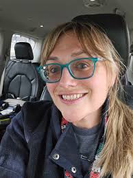 We always shake the hips during Aerobics😜…We have it everyday at 12PM! See  you soon?👀