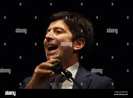 Roberto pasquale hi-res stock photography and images