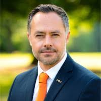 700+ "Purse" profiles