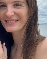 Melanie Kaye's Instagram, Twitter & Facebook