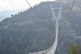 El #516arouca es el el puente colgante peatonal más largo del mundo, con 516 metros. Passadicos Do Paiva E Ponte 516 Arouca Natour Way Jeep Tours Passadicos Do Paiva Arouca Geopark