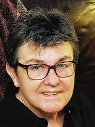 Poet turns ordinary things grand