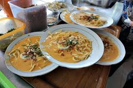 Nikmat, lezat dan bercita rasa sedap dengan kuah yang gurih, itulah pindang daging sapi. Culinary Delights Of Palembang Discover Your Indonesia