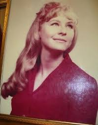 Kaye Mccarty's Instagram, Twitter & Facebook