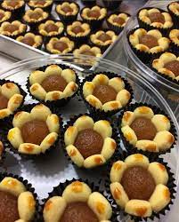 Biskut semperit ni ialah biskut raya traditional yang menjadi kegemaran ramai terumatanya di musim perayaan. Resepi Biskut Raya Viral 2019 Aneka Resepi Bunda