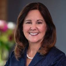 Rebeccah Propp (@VPDepCommsDir)