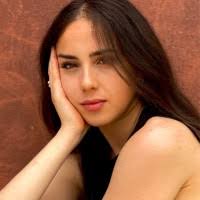 100+ profili “Charlene”