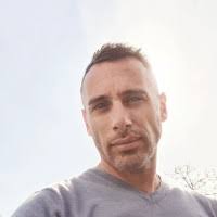 90+ perfiles de «Dever»