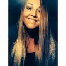 Jessie Kinney's Instagram, Twitter & Facebook