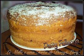 Chiffon Cake Allo Yogurt E Gocce Di Cioccolato Con Glassa Di Nutella E Cocco Chiffon Cake Cibo Dolci