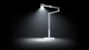 Intelligent lighting in multiple formats: Review Dyson Lightcycle Morph Unique Intelligent Lamp For Unique Users