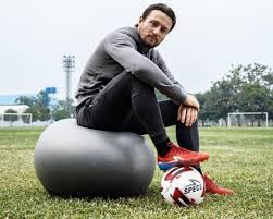 Marc klok born 20th april 1993, currently him 28. Profil Marc Klok Pemain Persija Asal Belanda Yang Resmi Jadi Wni Kumparan Com