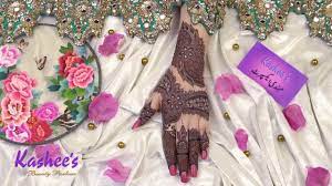 Flowers, leaves, & paisleys make up a huge portion of popular henna. Kashee S Signature Mehndi Kashee S Mehndi Designs Mehndi Designs Mehndi