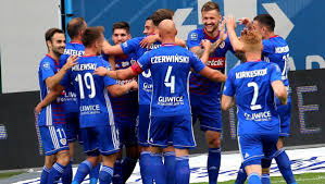 Municipal stadium in gliwice), also known as stadion piasta gliwice (english: Piast Gliwice Znow Traci Waznych Pilkarzy Tom Hateley Jorge Felix I Uros Korun Odchodza Sport Tvp Pl