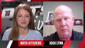 Armando Lujan's Instagram, Twitter & Facebook