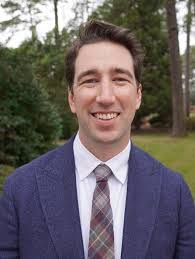 Tom Hutt's Instagram, Twitter & Facebook