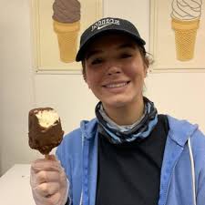 PAM'S CUSTARD CORNER