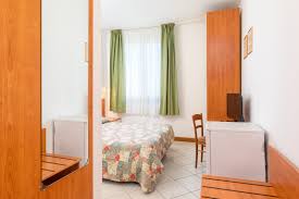 4 ospiti / 1 camera da letto. Hostel Nuova Aurora Venice Bed Breakfast Pernottamento E Colazione In Affitto A Venezia Veneto Italia