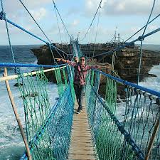 Lanskap pantai timang yogyakarta yang bisa spot berfoto ekstrem. Pantai Timang Wonosari Spot Gondola Ekstrim Lepas Pantai