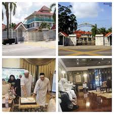 Agong calls for cooperation under national vaccination programme. 14 Istana Sultan Kehidupan Kerabat Malaysia Yang Mewah Belaka Propertyguru Malaysia