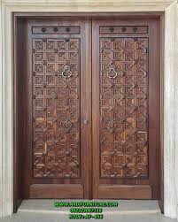 Harga pintu kupu tarung semarang, harga pintu kupu tarung murah, harga pintu kupu tarung aluminium, model pintu kupu tarung kayu jati pintu utama jati kupu tarung pj 066 kusen pintu jepara. Pintu Kupu Tarung Model Ukir Panel Klasik Jual Pintu Kupu Tarung Ardi Furniture Jepara