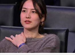 ZARA Knit, Worn by Mrs. Mamiko, Size L