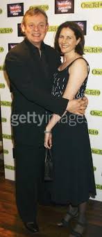 Martin braithwaite, 30, danimarka fc barcelona, 2019'den beri santrafor piyasa değeri: Actor Martin Clunes And Wife Producer Of Doc Martin Phillipa Braithwaite Martin Clunes Doc Martin Celebrities