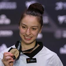 Daniela Souza se lleva el oro en el Mundial de Taekwondo