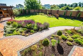 For a more delicate and elegant look you can use curtains. 6 Tips For Making Your Backyard Look Its Best This Summer