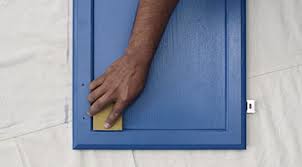 A master painter offers tips on how to paint kitchen cabinets. How To Paint Kitchen Cabinets Benjamin Moore